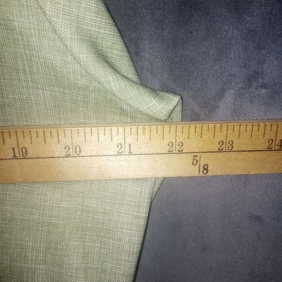 Vintage 70s Green Dagger Collar Zip Front Short Sleeve Shirt Size Medium P2P 22 - Picture 11 of 12